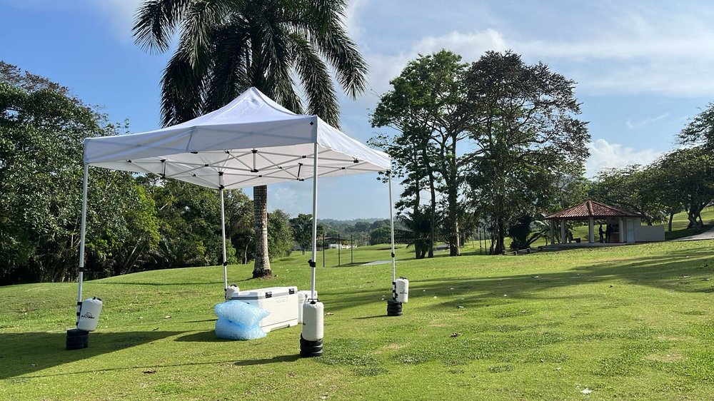 Evento al aire libre montado por Simply Sit en Panamá
